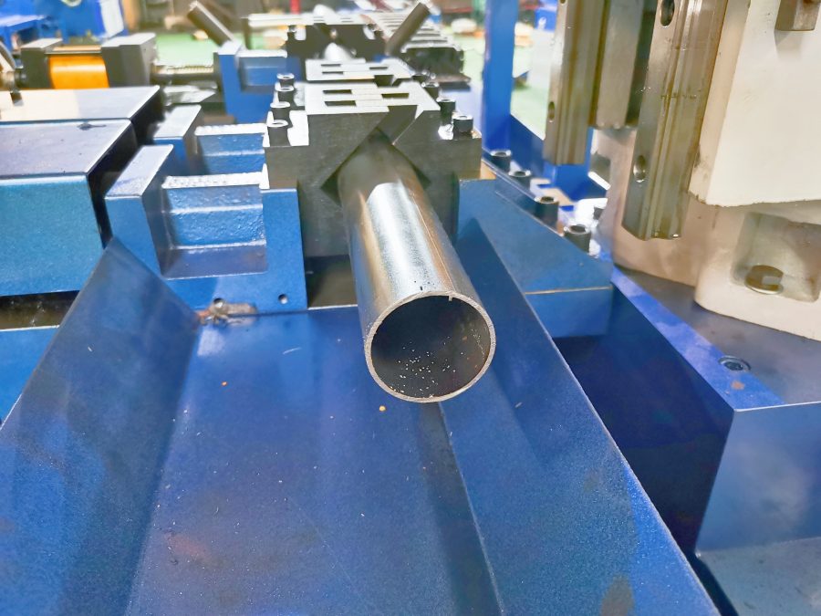 CNC Fully Automatic Tube Cutting Machine(HVS-425FA-DR）8