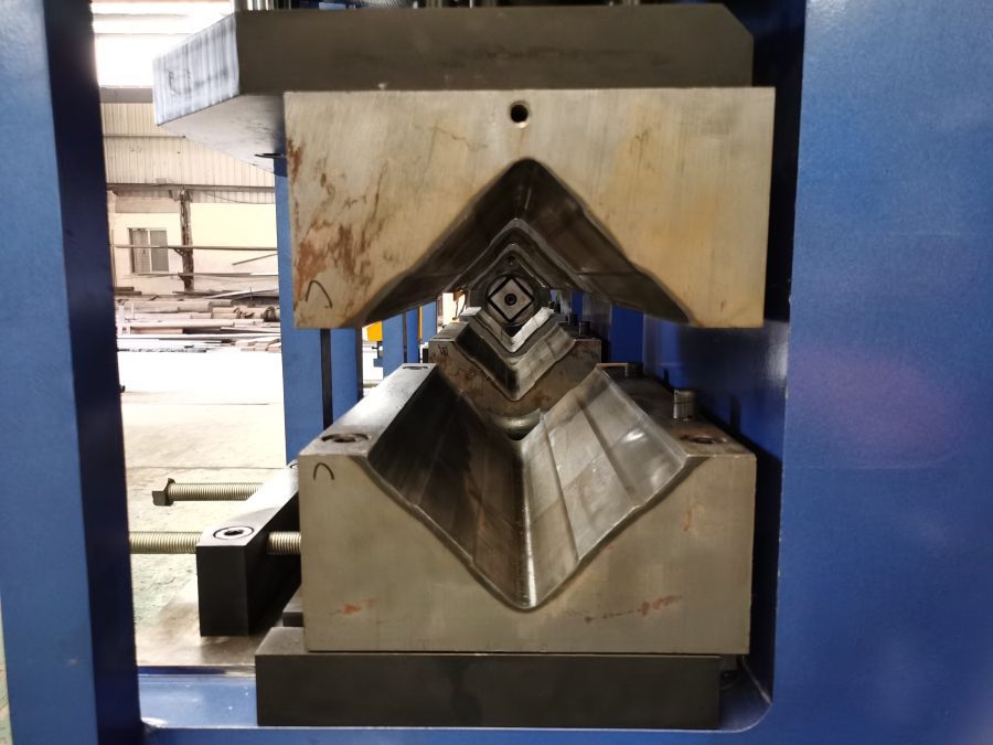 Tube end forming machine (TM-150/2S)1
